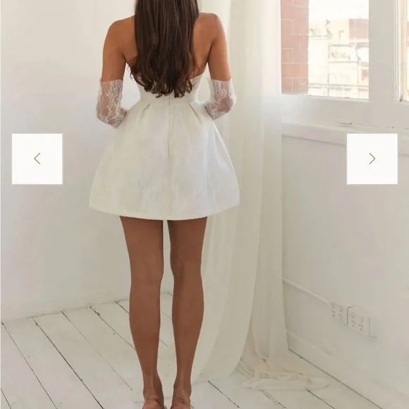 Chic Strapless White Lace Dress - Picture 4 of 4